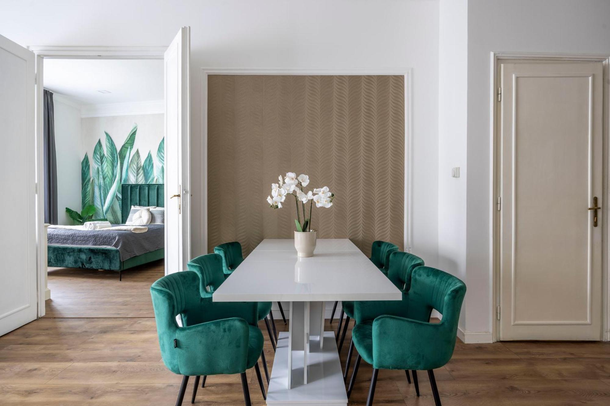 Luxy Central Spacious & Cozy Residence With Balcony Budapest Bagian luar foto